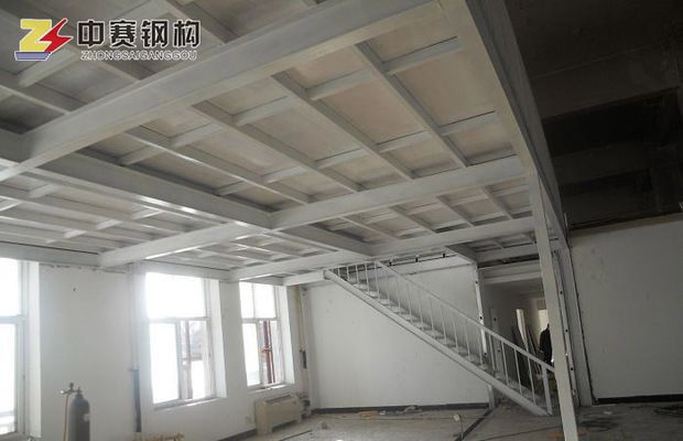 钢结构的楼层板 钢结构玻璃栈道施工 第3张 钢结构的楼层板 钢结构玻璃栈道施工 第3张