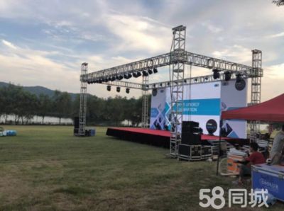 螺旋楼梯装修效果图(桁架结构在建筑中的创新应用超高层建筑中的优化设计) 钢结构跳台施工 第5张 螺旋楼梯装修效果图(桁架结构在建筑中的创新应用超高层建筑中的优化设计) 钢结构跳台施工 第5张