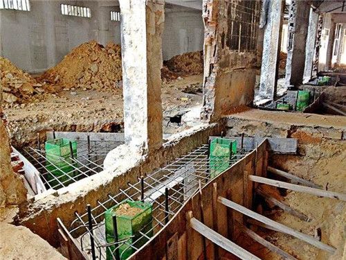 地基加固费用下 钢结构钢结构停车场施工 第2张 地基加固费用下 钢结构钢结构停车场施工 第2张