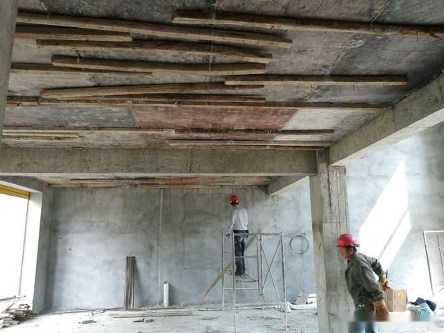 屋面加固施工对室内人员保护措施包括(屋面加固施工噪音控制方法,室内人员安全培训内容有哪些) 结构砌体施工 第2张 屋面加固施工对室内人员保护措施包括(屋面加固施工噪音控制方法,室内人员安全培训内容有哪些) 结构砌体施工 第2张