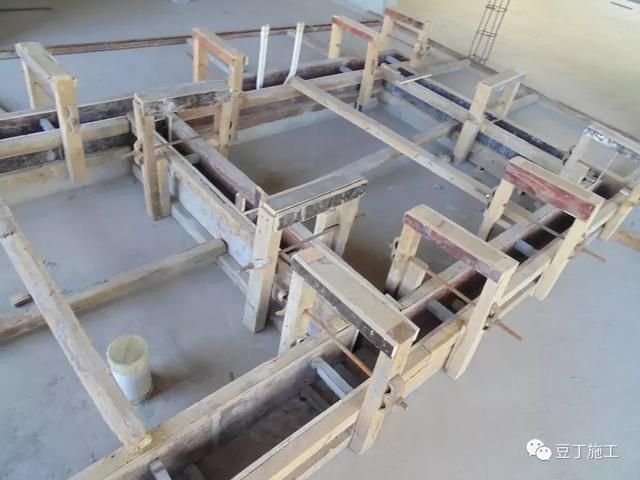 屋面加固钢筋要求(屋面加固钢筋的主要要求) 钢结构钢结构螺旋楼梯施工 第2张 屋面加固钢筋要求(屋面加固钢筋的主要要求) 钢结构钢结构螺旋楼梯施工 第2张