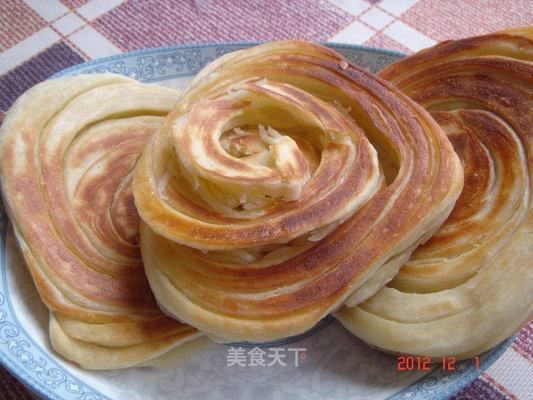北京螺丝转（北京螺丝转是一种传统的北京小吃，北京螺丝转的制作技巧）