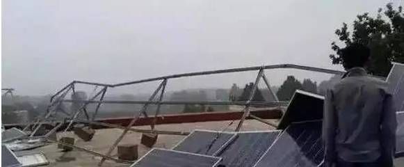 屋顶光伏安装方式哪种好(几种常见的屋顶光伏安装方式及其优缺点) 钢结构桁架设计 第5张 屋顶光伏安装方式哪种好(几种常见的屋顶光伏安装方式及其优缺点) 钢结构桁架设计 第5张