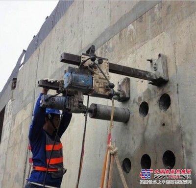 墙体加固施工队伍图片(苏州久恒建筑结构加固) 钢结构钢结构螺旋楼梯施工 第3张 墙体加固施工队伍图片(苏州久恒建筑结构加固) 钢结构钢结构螺旋楼梯施工 第3张