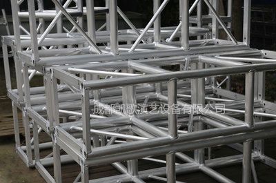成都桁架厂家(成都桁架厂家价格) 钢结构蹦极施工 第5张 成都桁架厂家(成都桁架厂家价格) 钢结构蹦极施工 第5张