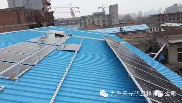 彩钢板房屋顶光伏安装方案(彩钢板屋顶安装光伏系统需要考虑到屋脊和屋面板的走向) 结构电力行业设计 第2张 彩钢板房屋顶光伏安装方案(彩钢板屋顶安装光伏系统需要考虑到屋脊和屋面板的走向) 结构电力行业设计 第2张
