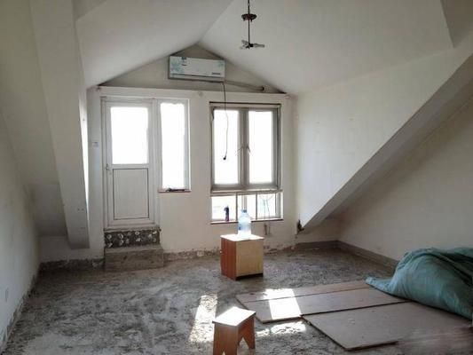 北京阁楼搭建师傅工资高吗多少钱(北京阁楼搭建师傅的工资水平如何) 钢结构异形设计 第3张 北京阁楼搭建师傅工资高吗多少钱(北京阁楼搭建师傅的工资水平如何) 钢结构异形设计 第3张