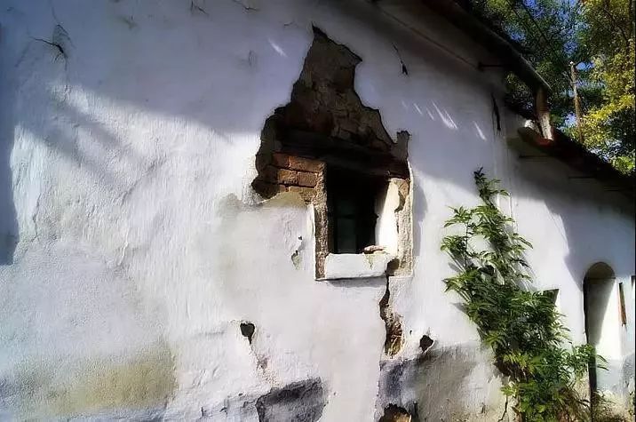 明年三类房屋必拆(明年有几类房屋将被列入拆迁名单,老旧危房将迎来一夜致富) 钢结构蹦极设计 第4张 明年三类房屋必拆(明年有几类房屋将被列入拆迁名单,老旧危房将迎来一夜致富) 钢结构蹦极设计 第4张