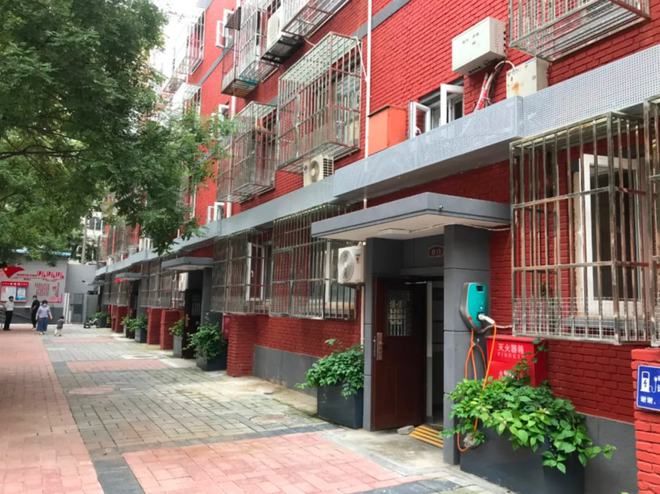北京市老房改造最新政策解读(北京市老房改造政策对房价影响) 钢结构钢结构螺旋楼梯施工 第1张 北京市老房改造最新政策解读(北京市老房改造政策对房价影响) 钢结构钢结构螺旋楼梯施工 第1张