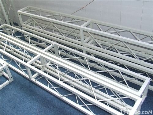广告桁架搭建(关于广告桁架搭建的一些关键点) 钢结构门式钢架施工 第2张 广告桁架搭建(关于广告桁架搭建的一些关键点) 钢结构门式钢架施工 第2张