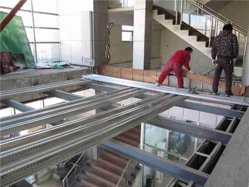 搭建阁楼需要什么材料呢(几种常见的阁楼搭建材料及其特点) 装饰幕墙设计 第5张 搭建阁楼需要什么材料呢(几种常见的阁楼搭建材料及其特点) 装饰幕墙设计 第5张