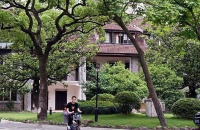 搭阁楼多少钱一平米(搭建一个阁楼的成本是多少?) 结构砌体施工 第1张 搭阁楼多少钱一平米(搭建一个阁楼的成本是多少?) 结构砌体施工 第1张