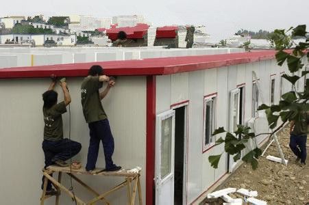 彩钢房的搭建(彩钢房搭建的关键步骤和注意事项和注意事项) 钢结构钢结构螺旋楼梯施工 第5张 彩钢房的搭建(彩钢房搭建的关键步骤和注意事项和注意事项) 钢结构钢结构螺旋楼梯施工 第5张