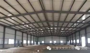 彩钢瓦光伏屋顶(彩钢瓦屋顶光伏系统的维护要点) 钢结构蹦极设计 第1张 彩钢瓦光伏屋顶(彩钢瓦屋顶光伏系统的维护要点) 钢结构蹦极设计 第1张