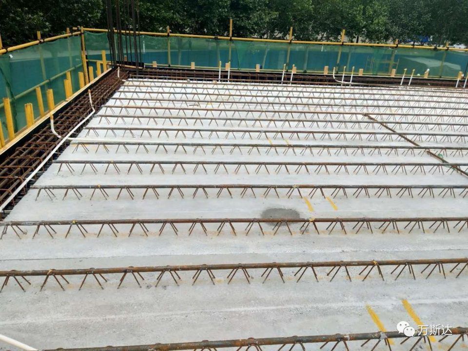 桁架板在桥梁建设中的优势(桁架板在桥梁建设中具有结构性能优越施工便捷高效) 钢结构框架设计 第1张 桁架板在桥梁建设中的优势(桁架板在桥梁建设中具有结构性能优越施工便捷高效) 钢结构框架设计 第1张