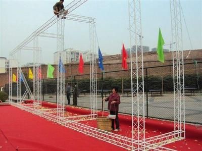 桁架背景搭建技术规范(桁架搭建后的保养) 钢结构网架施工 第2张 桁架背景搭建技术规范(桁架搭建后的保养) 钢结构网架施工 第2张